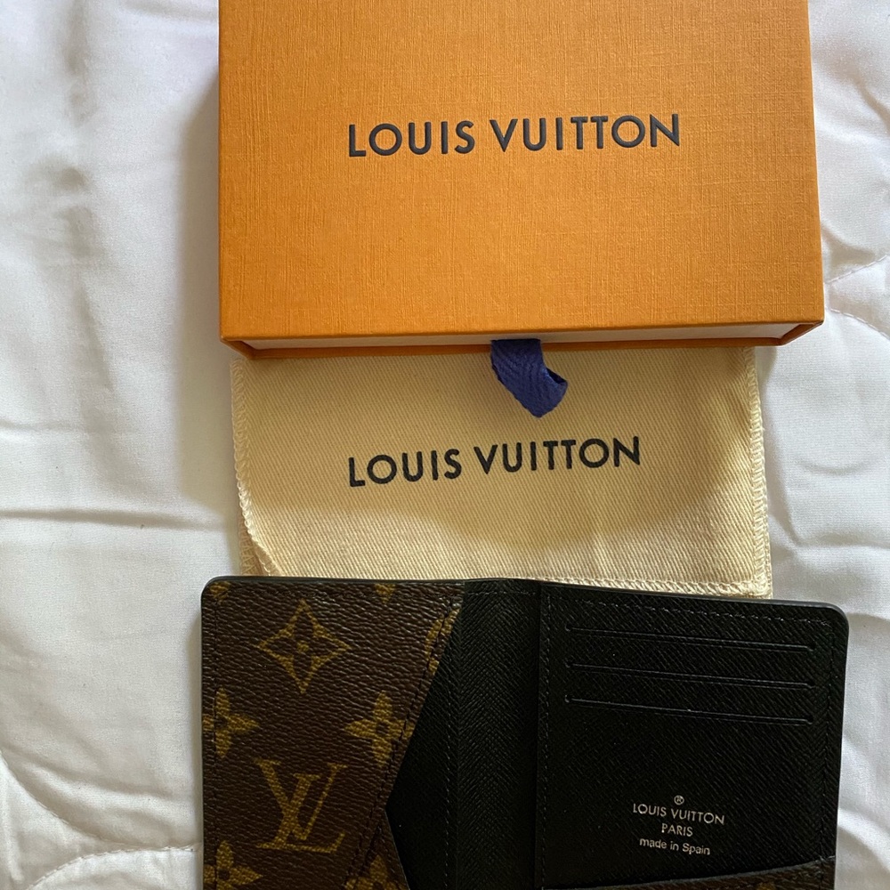 Louis Vuitton Pocket Organizer - Picture 3 of 6